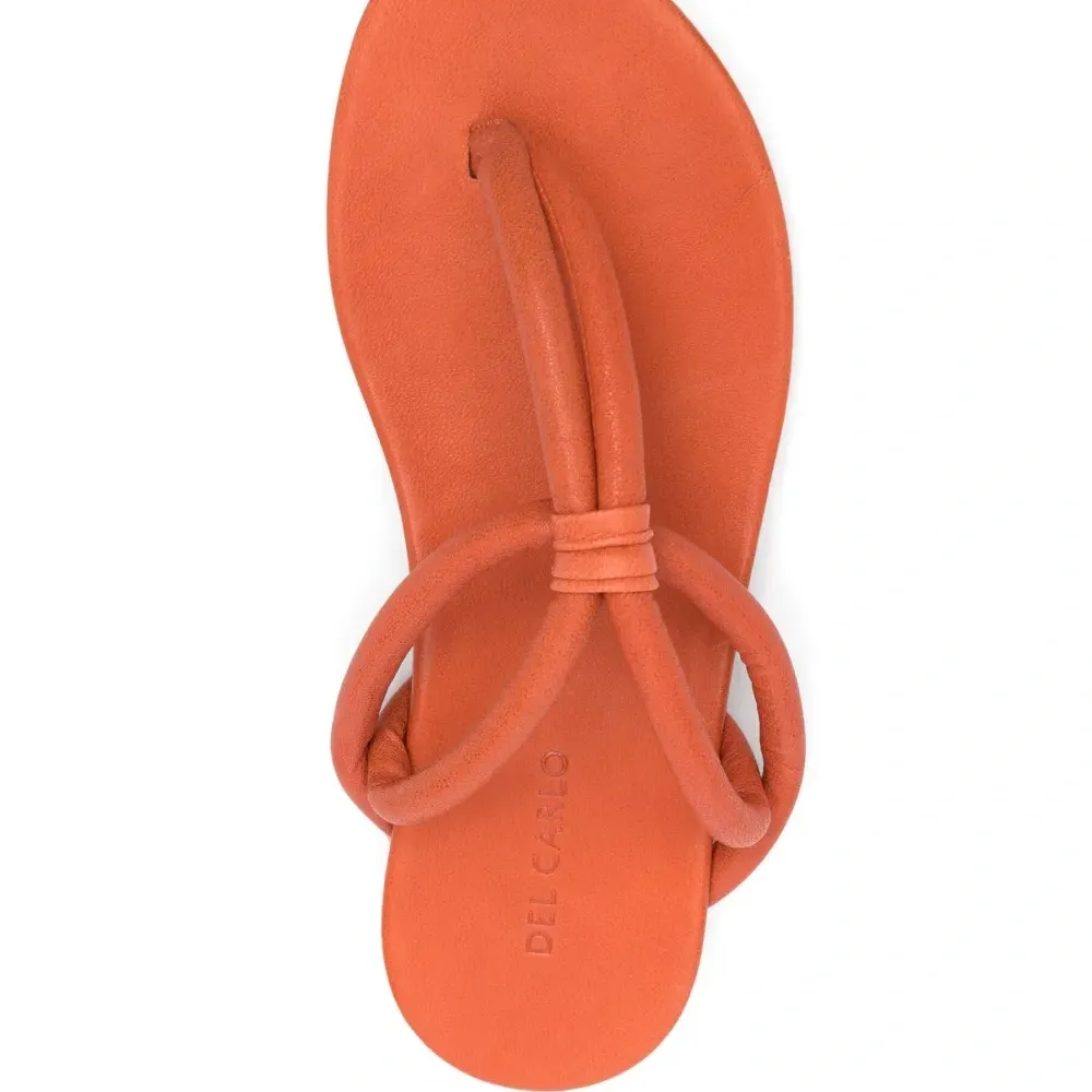 Сандалии Dytt