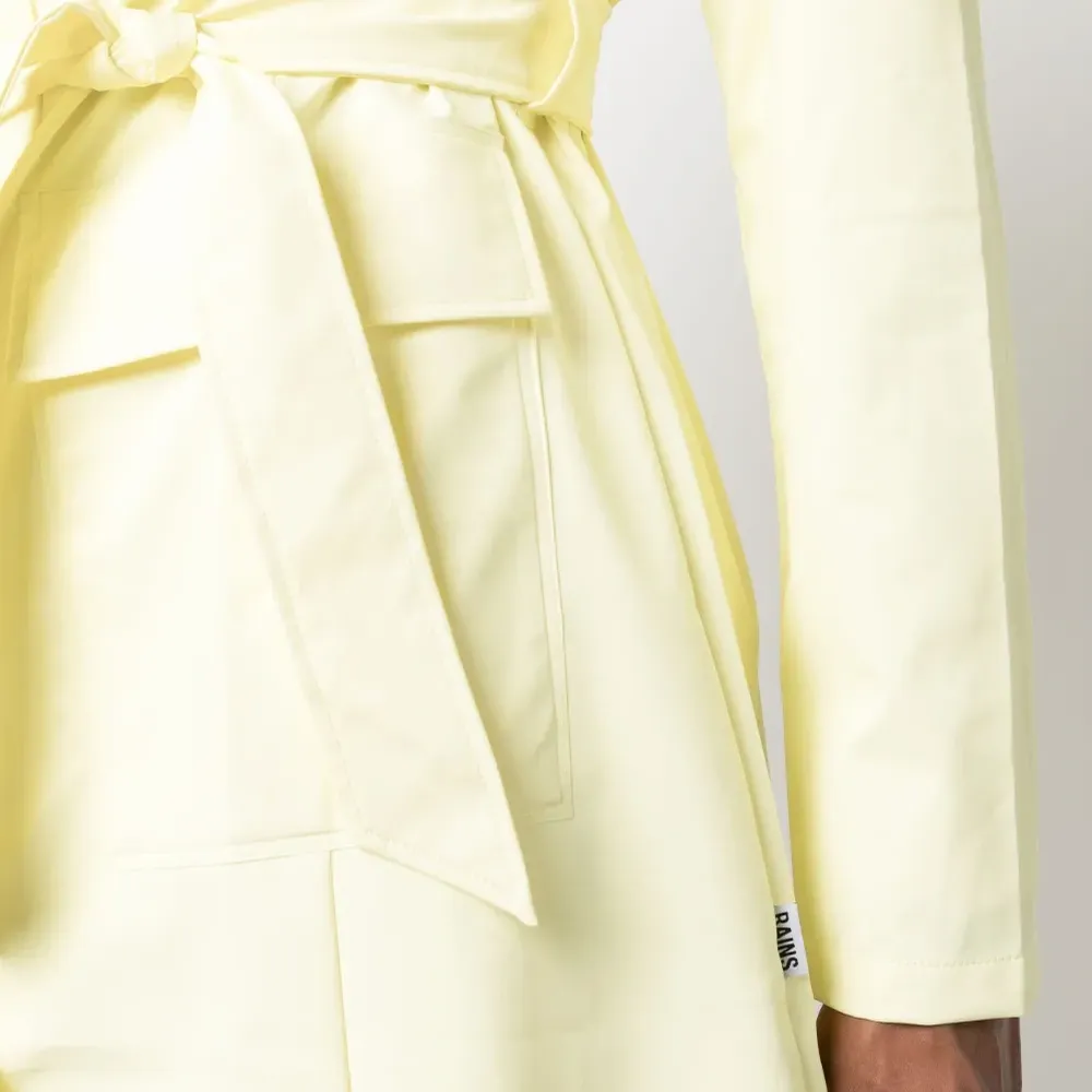 Плащ с кулиской