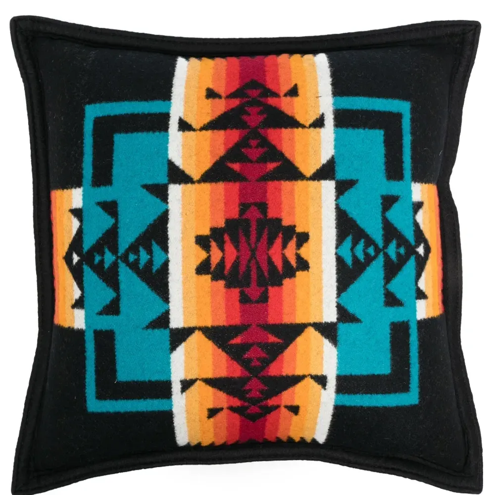 Подушка Chief Joseph с абстрактным узором