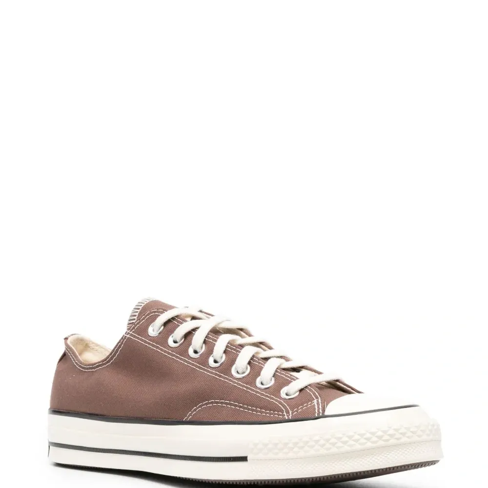 Кеды из канваса на шнуровке