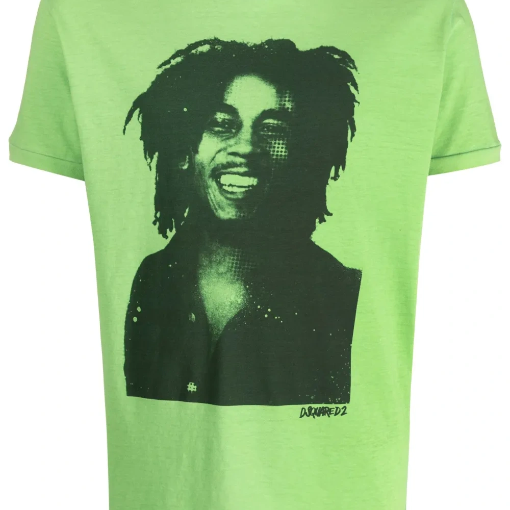 Футболка с принтом Футболка с принтом