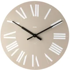 Настенные часы с римскими цифрами