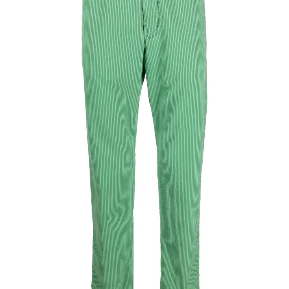 Брюки в тонкую полоску