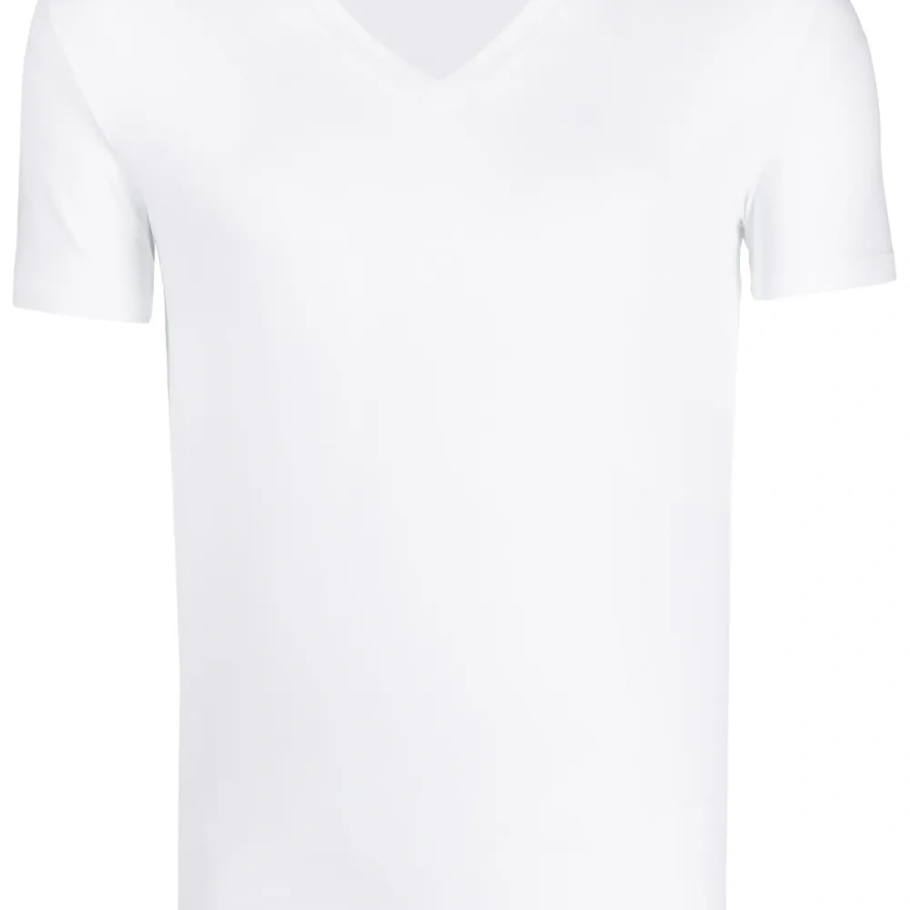 Футболка с V-образным вырезом