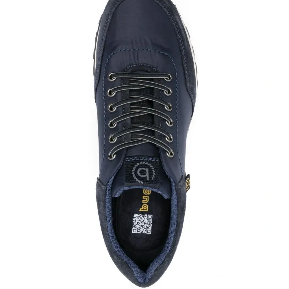 Кроссовки со вставками