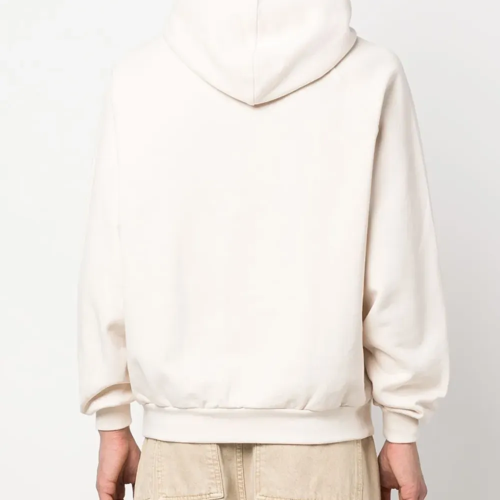 Худи с вышитым логотипом