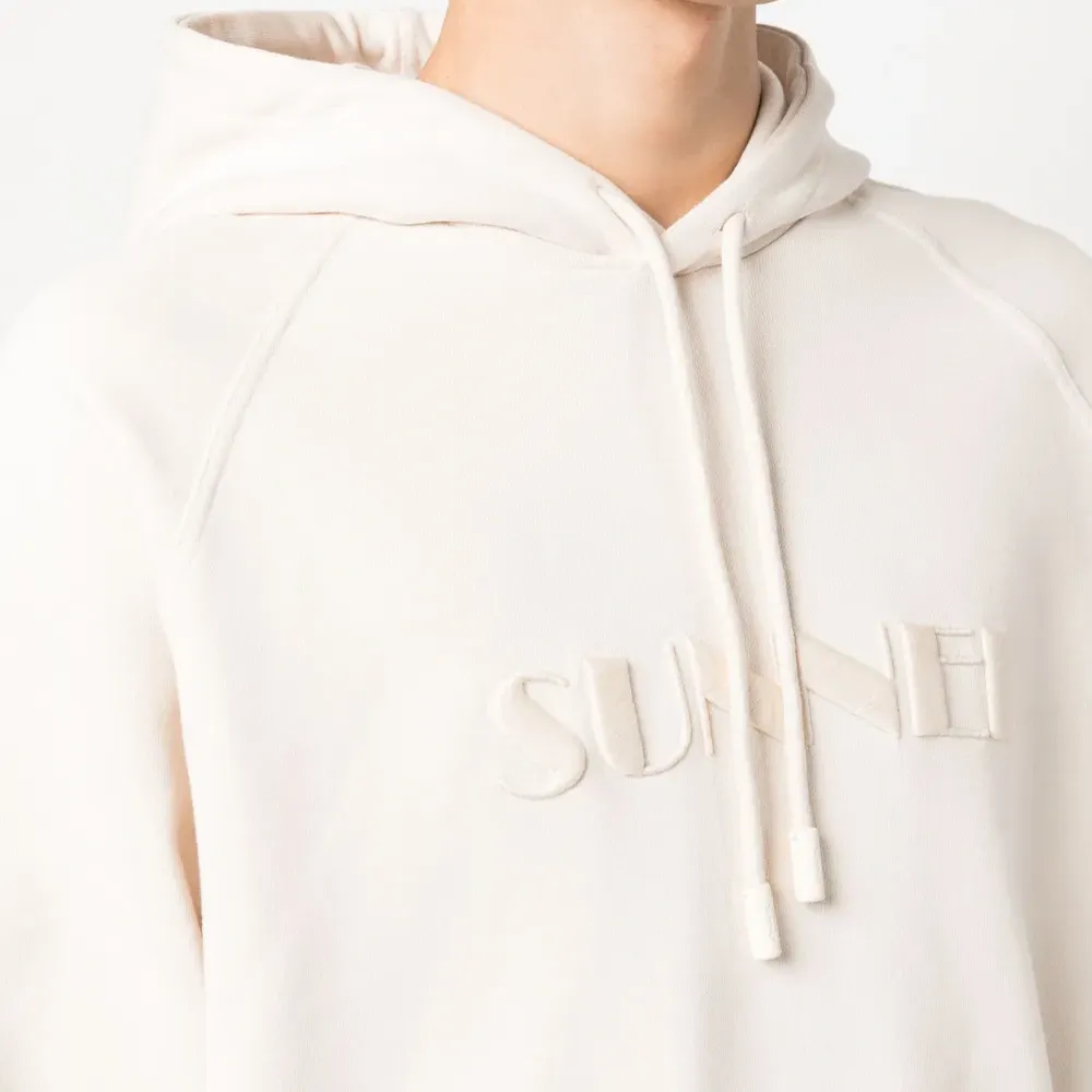 Худи с вышитым логотипом