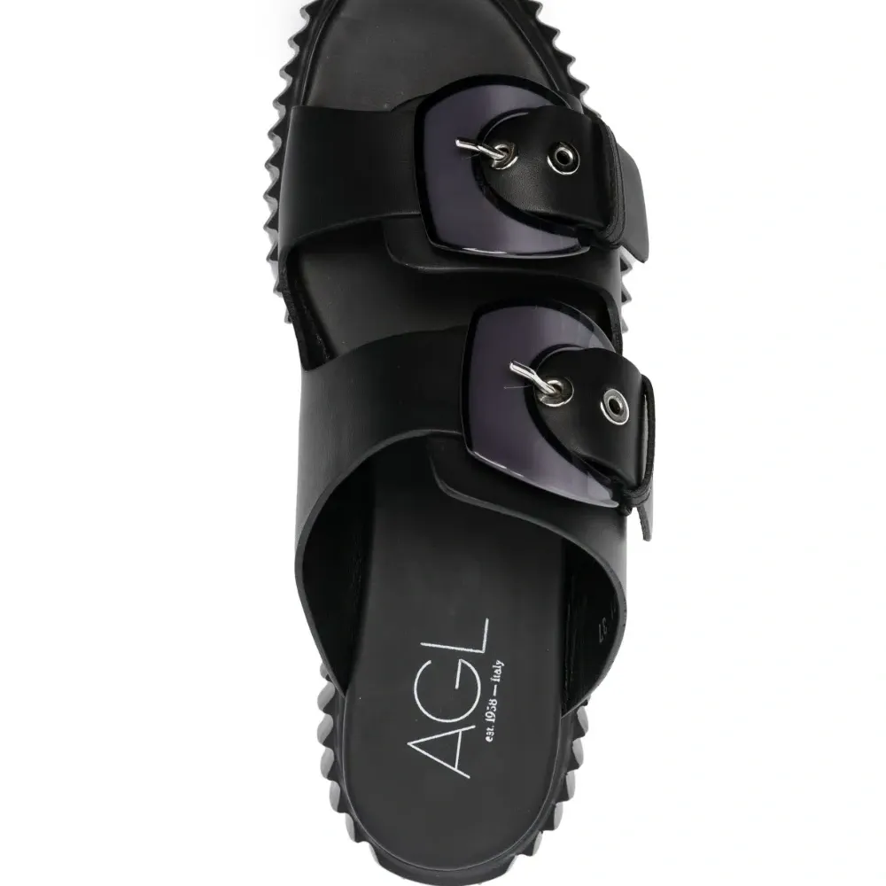 Слиперы Agatha с пряжками