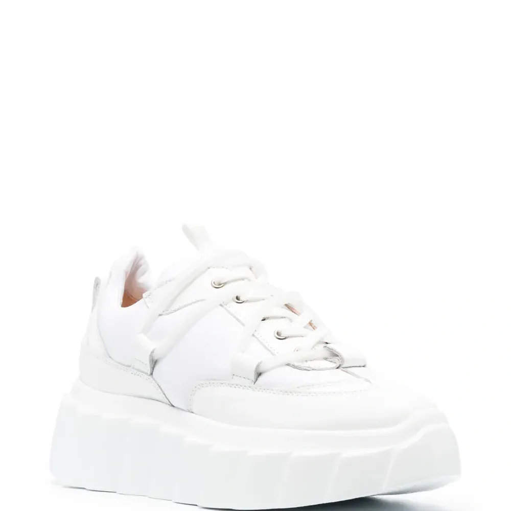 Кроссовки Blondie на платформе