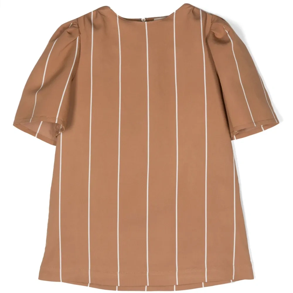 Полосатое платье с короткими рукавами