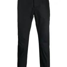 Узкие брюки строгого кроя