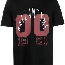 Футболка с логотипом