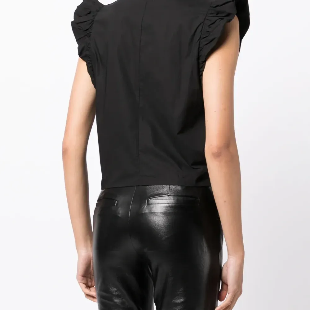 Блузка с оборками