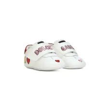 Кроссовки с логотипом