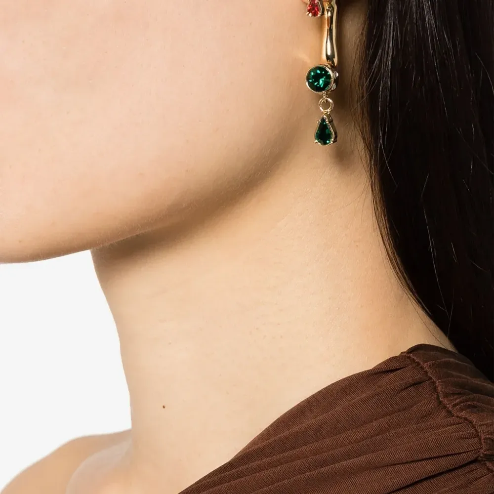 Серьга-подвеска с кристаллами