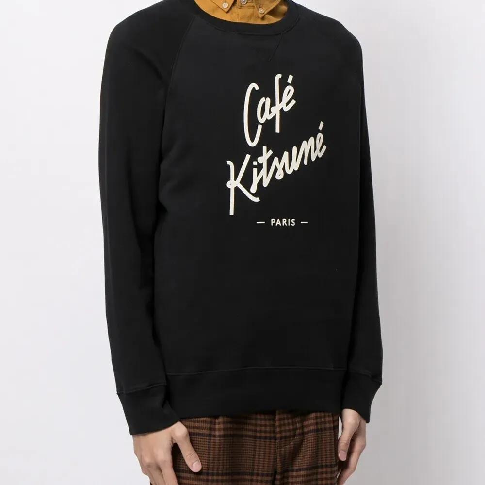 Толстовка с логотипом Толстовка с логотипом