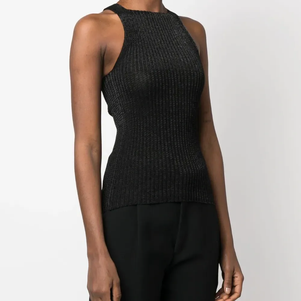 Топ Emma с высоким воротником