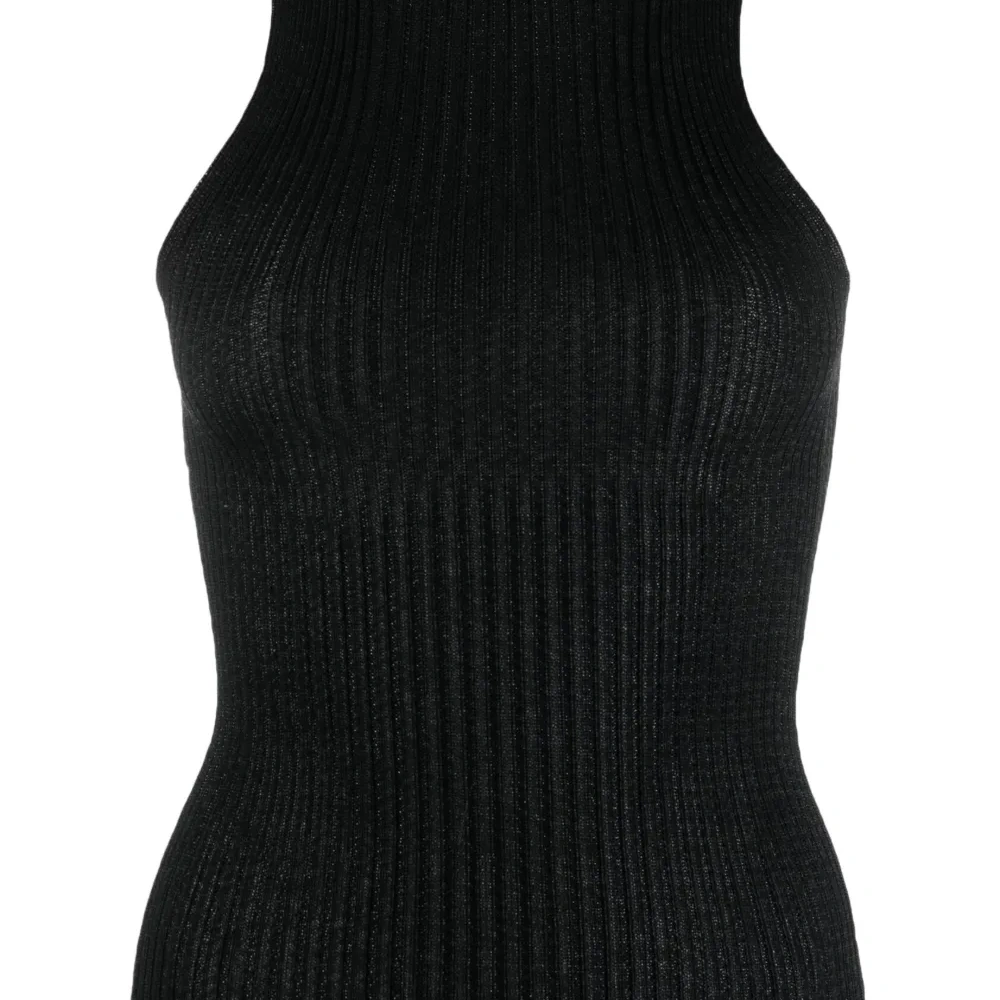 Топ Emma с высоким воротником