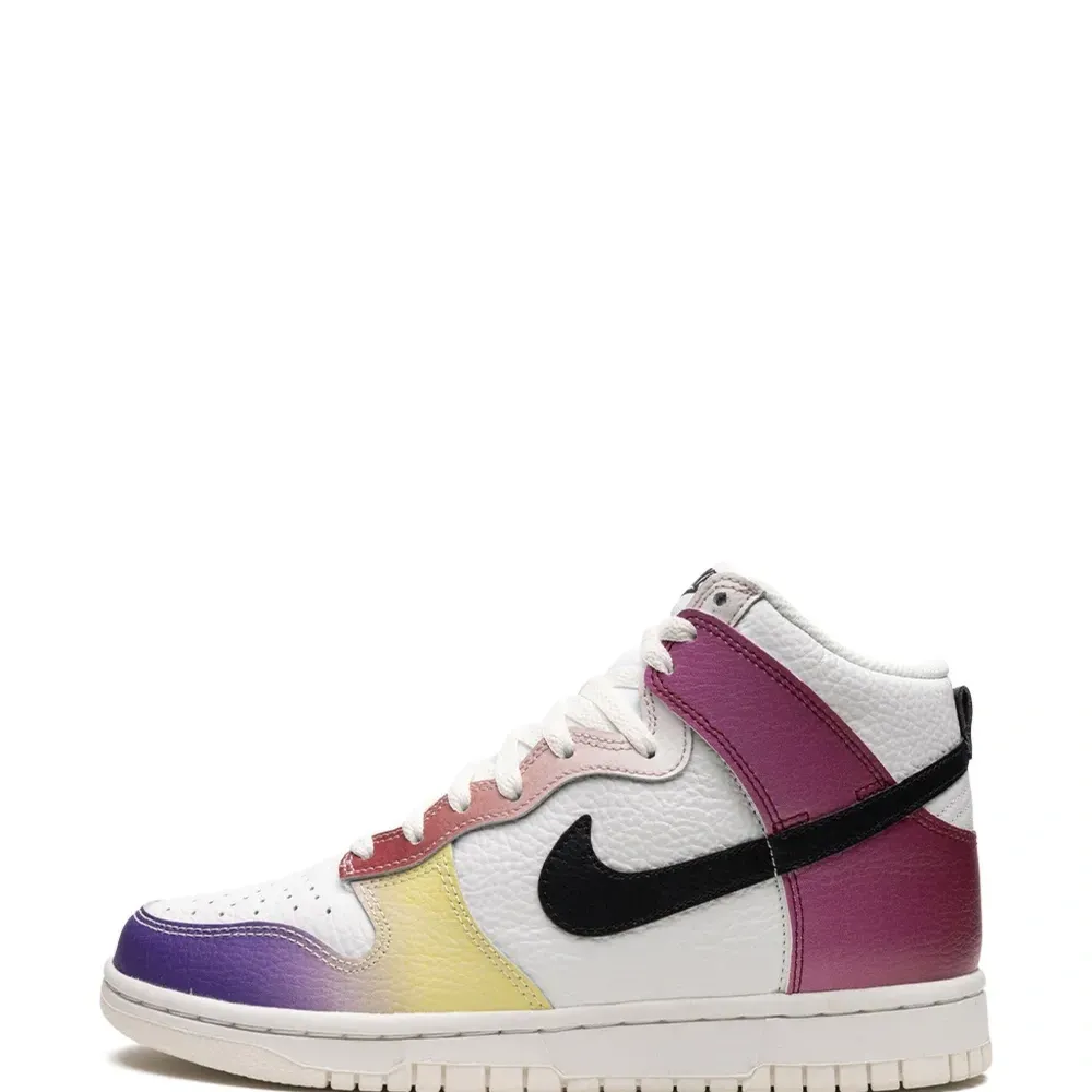 Кроссовки Nike Dunk High