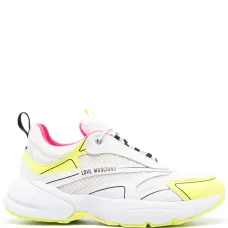 Кроссовки с сетчатыми вставками и логотипом