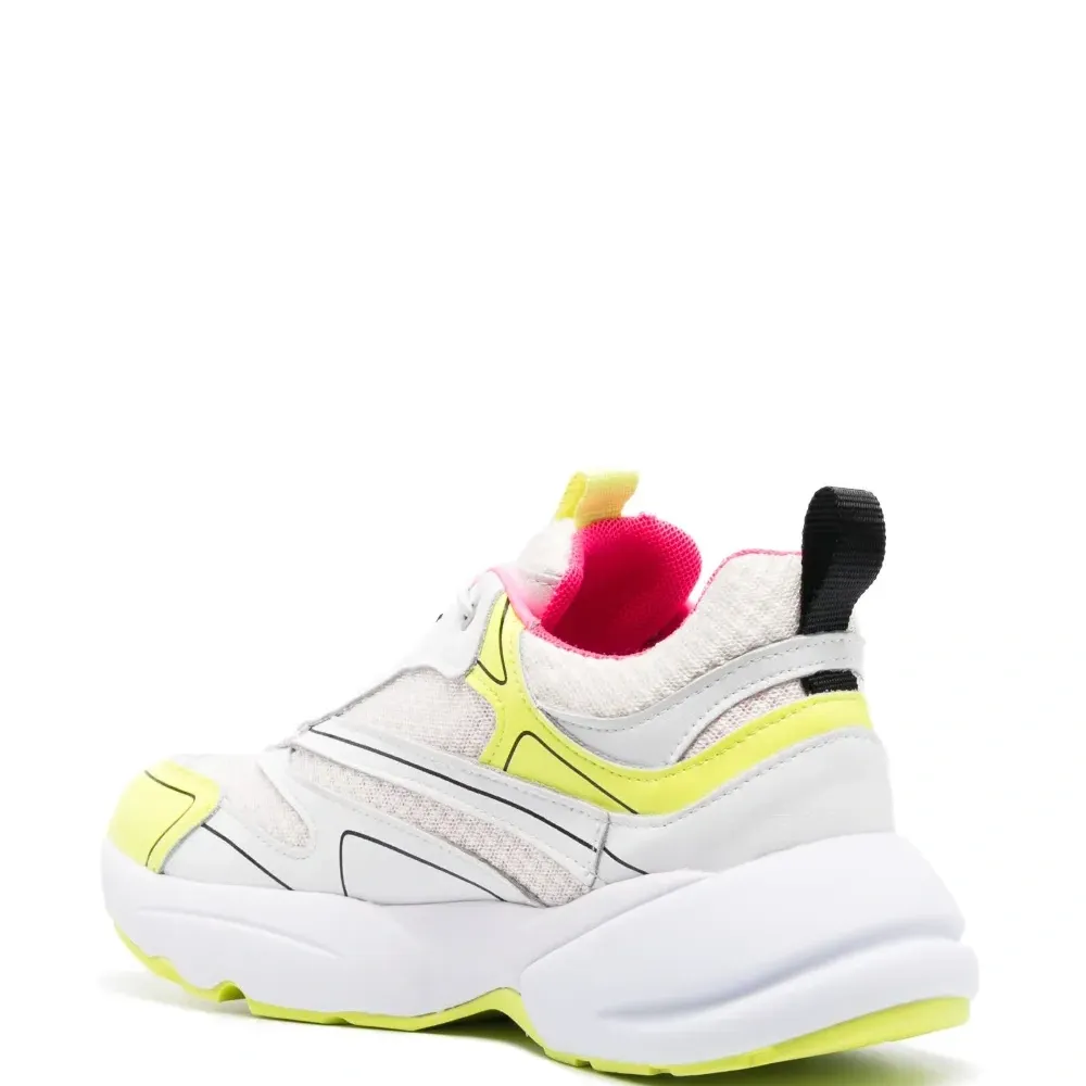 Кроссовки с сетчатыми вставками и логотипом