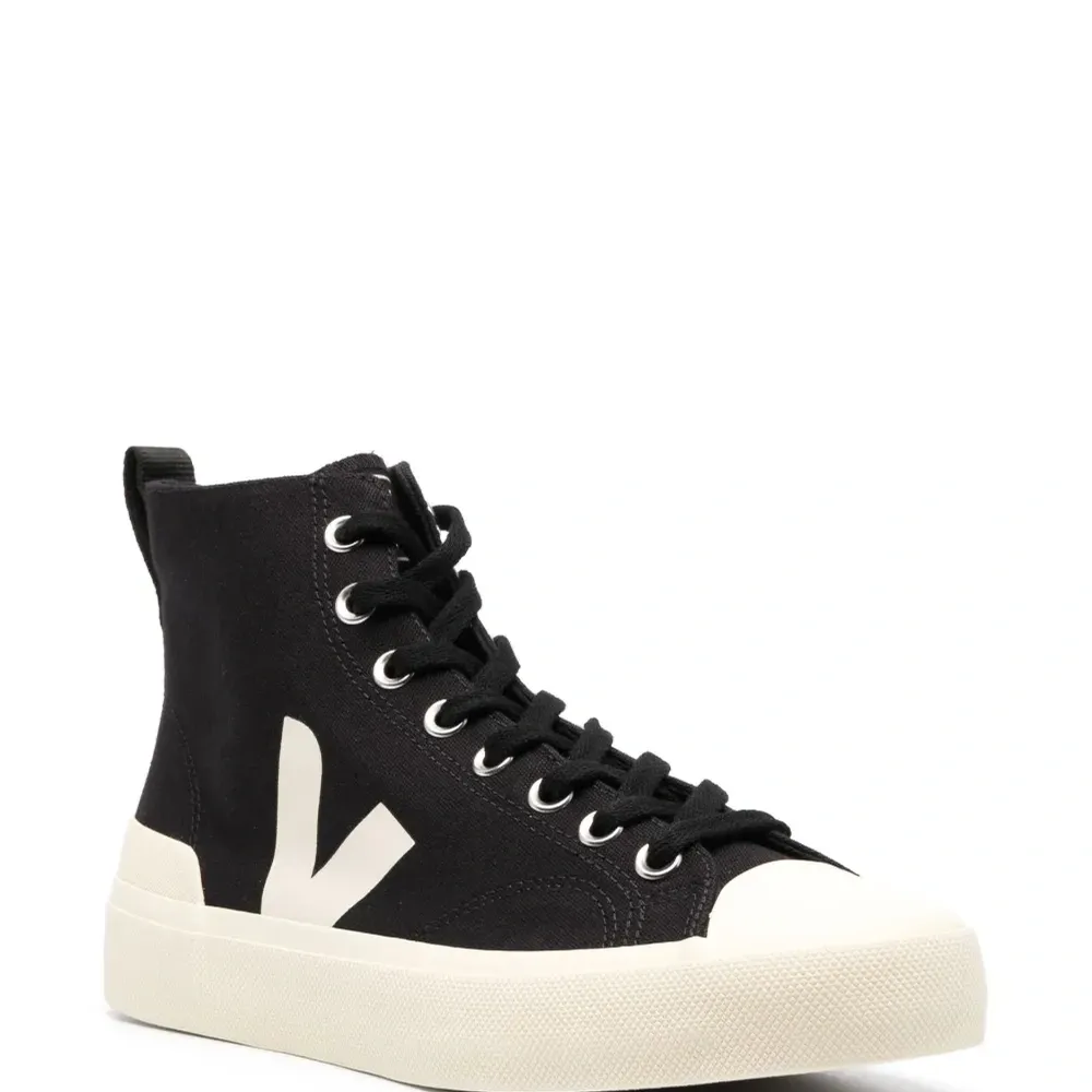 Высокие кеды Nova HT