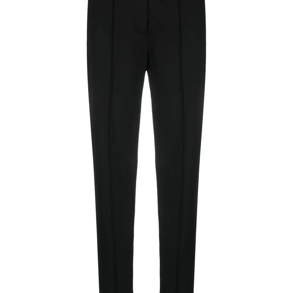 Узкие брюки с вырезами