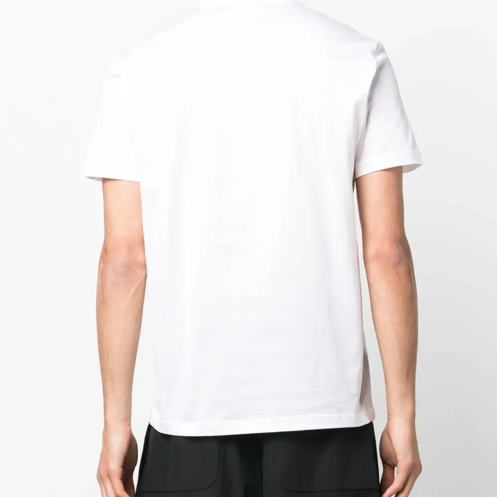 Футболка с круглым вырезом