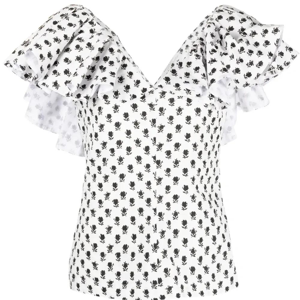 Топ с оборками и цветочным принтом