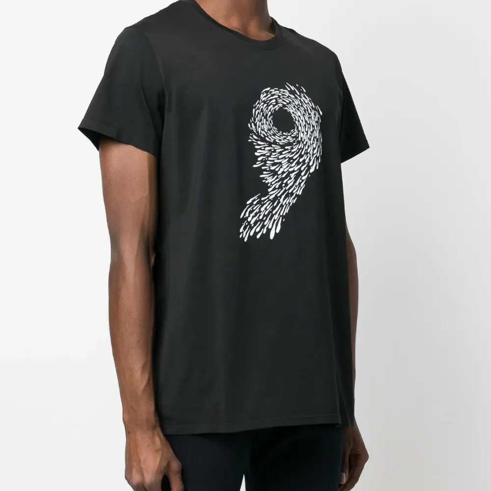 Футболка с графичным принтом