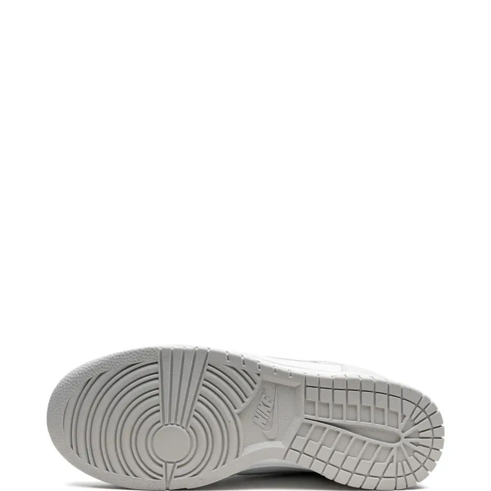 КроссовкиDunk High Silver Swoosh