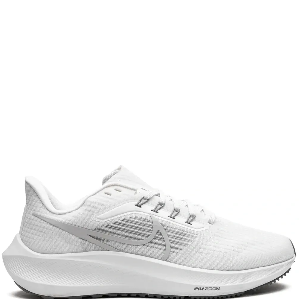 Кроссовки Pegasus 39