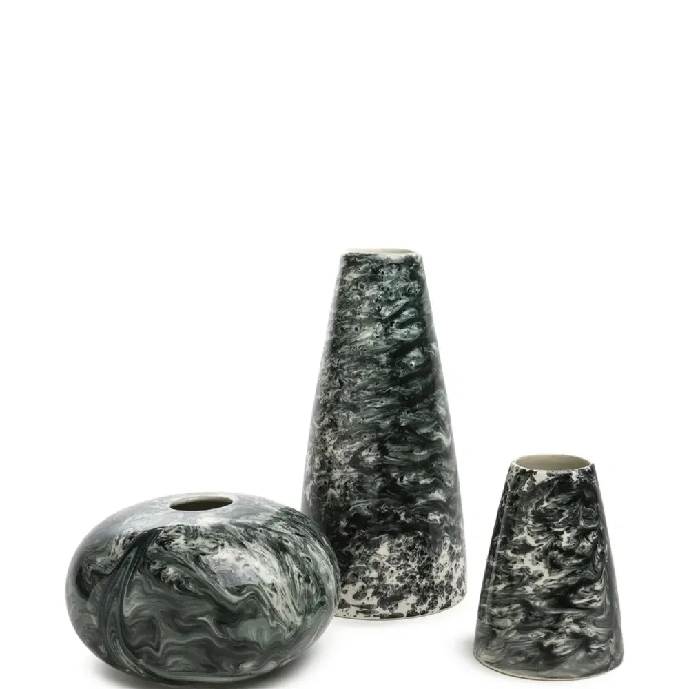 Ваза Slick Additions с абстрактным узором (21.5 см)