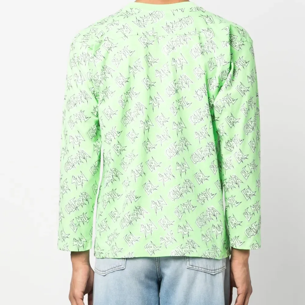 Футболка с длинными рукавами и логотипом