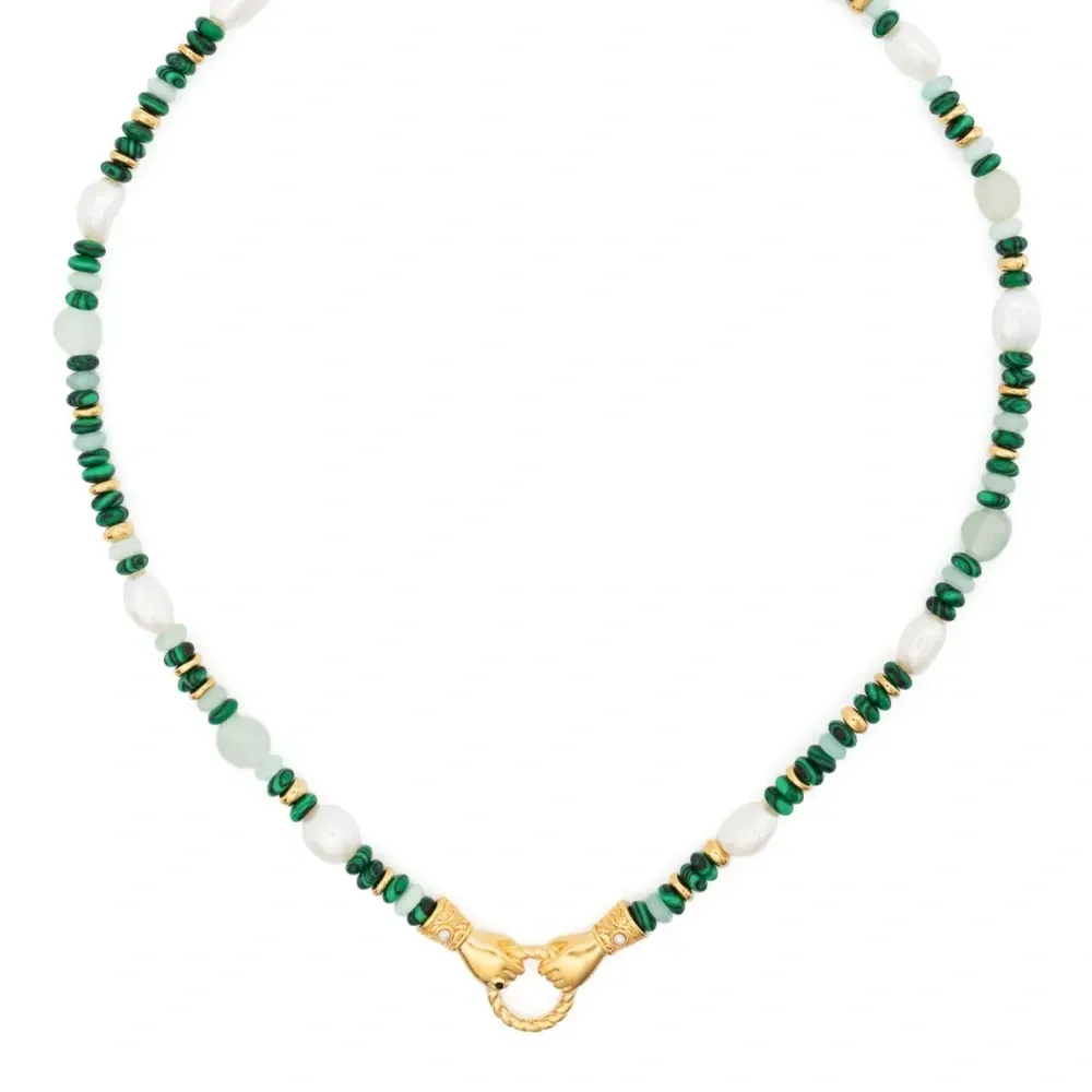 Колье из коллаборации с Harris Reed