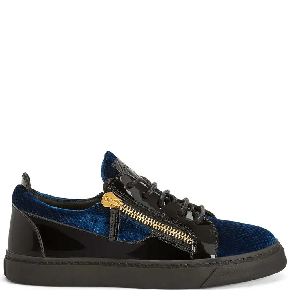 Кроссовки Gail