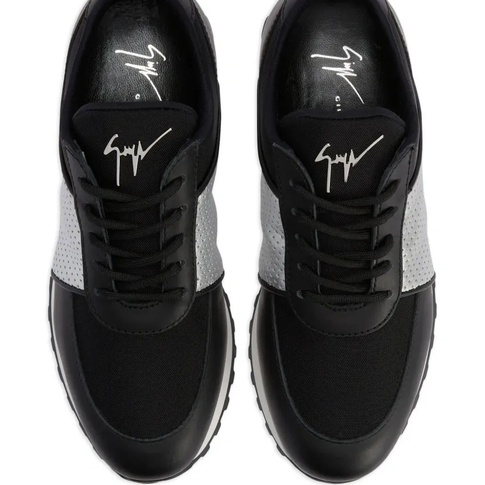 Кроссовки Jimi