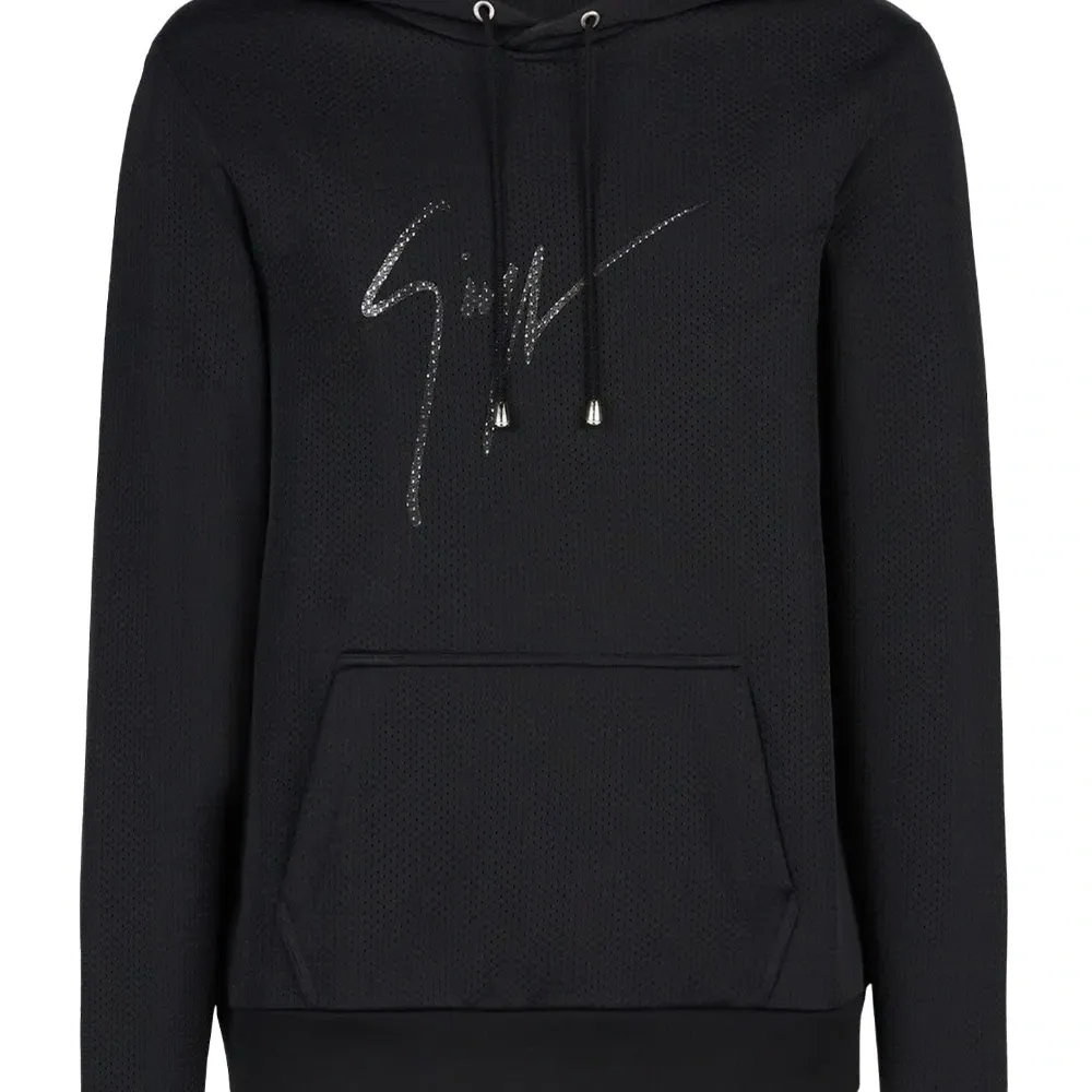 худи с логотипом