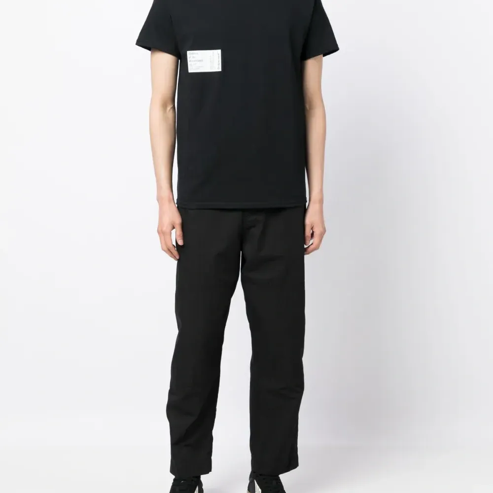 Футболка с графичным принтом