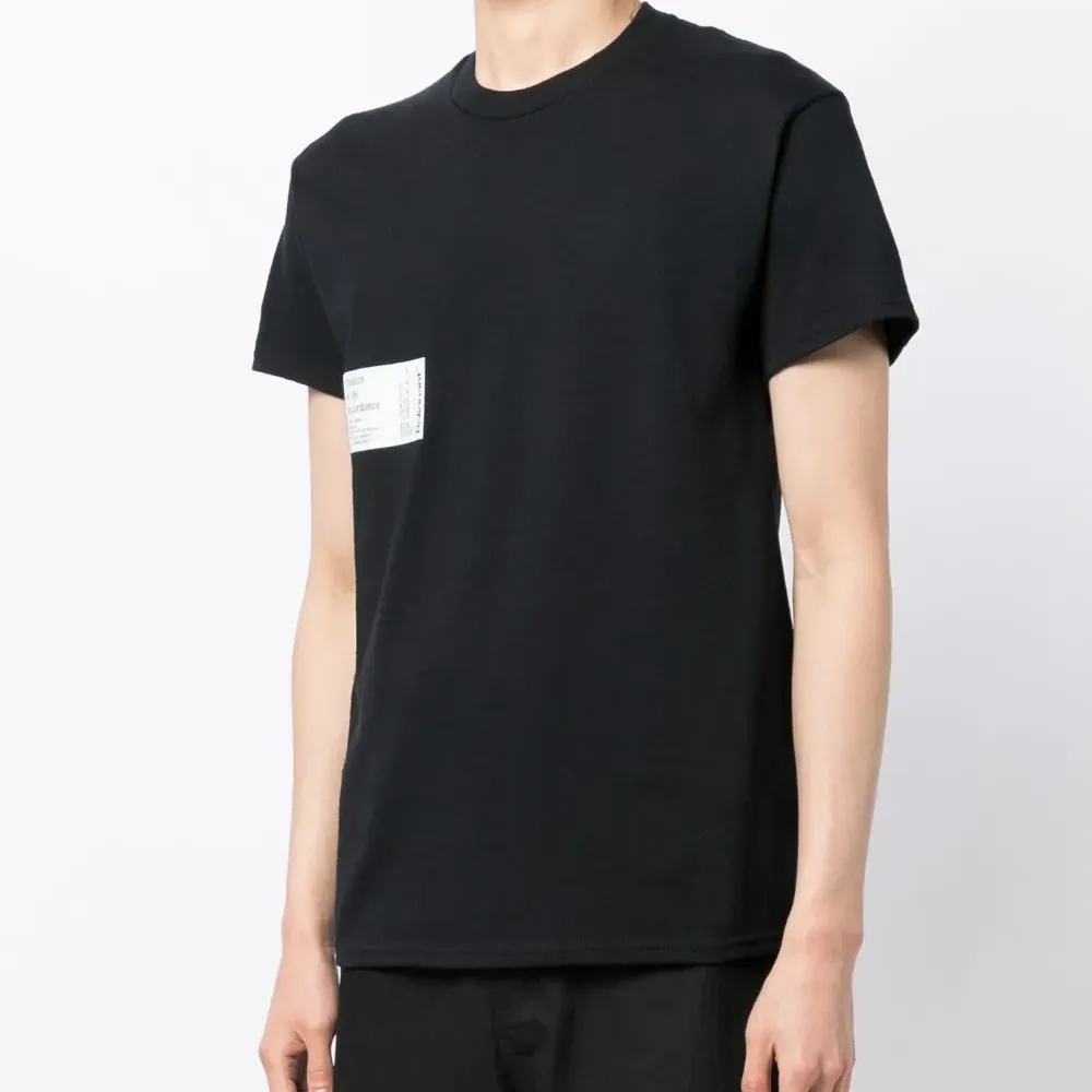 Футболка с графичным принтом