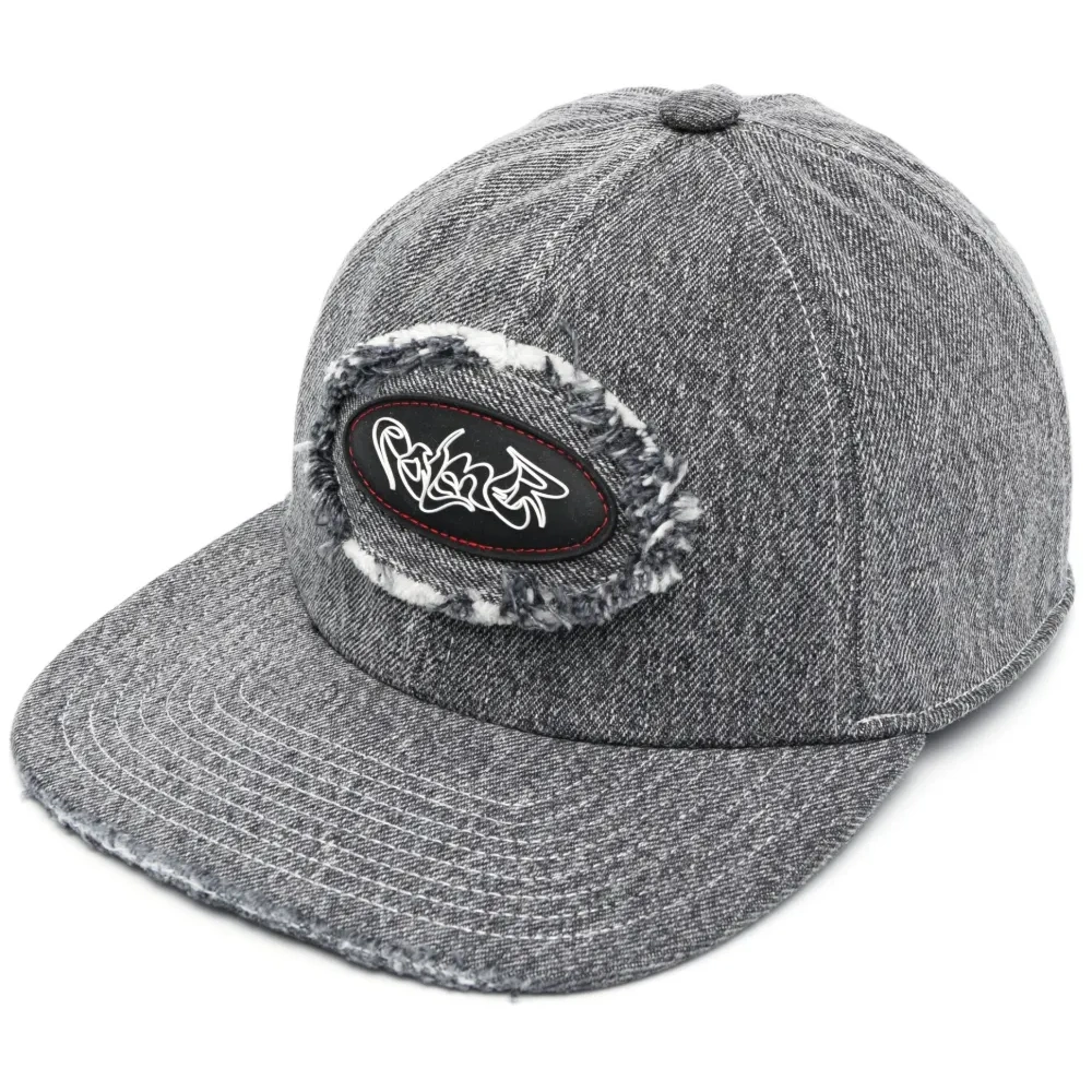 Кепка с нашивкой-логотипом Кепка с нашивкой-логотипом