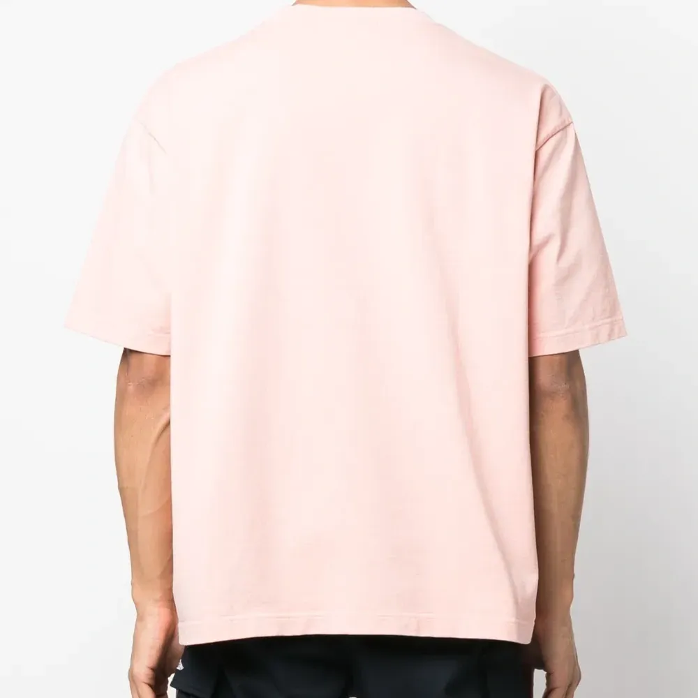 Футболка с логотипом