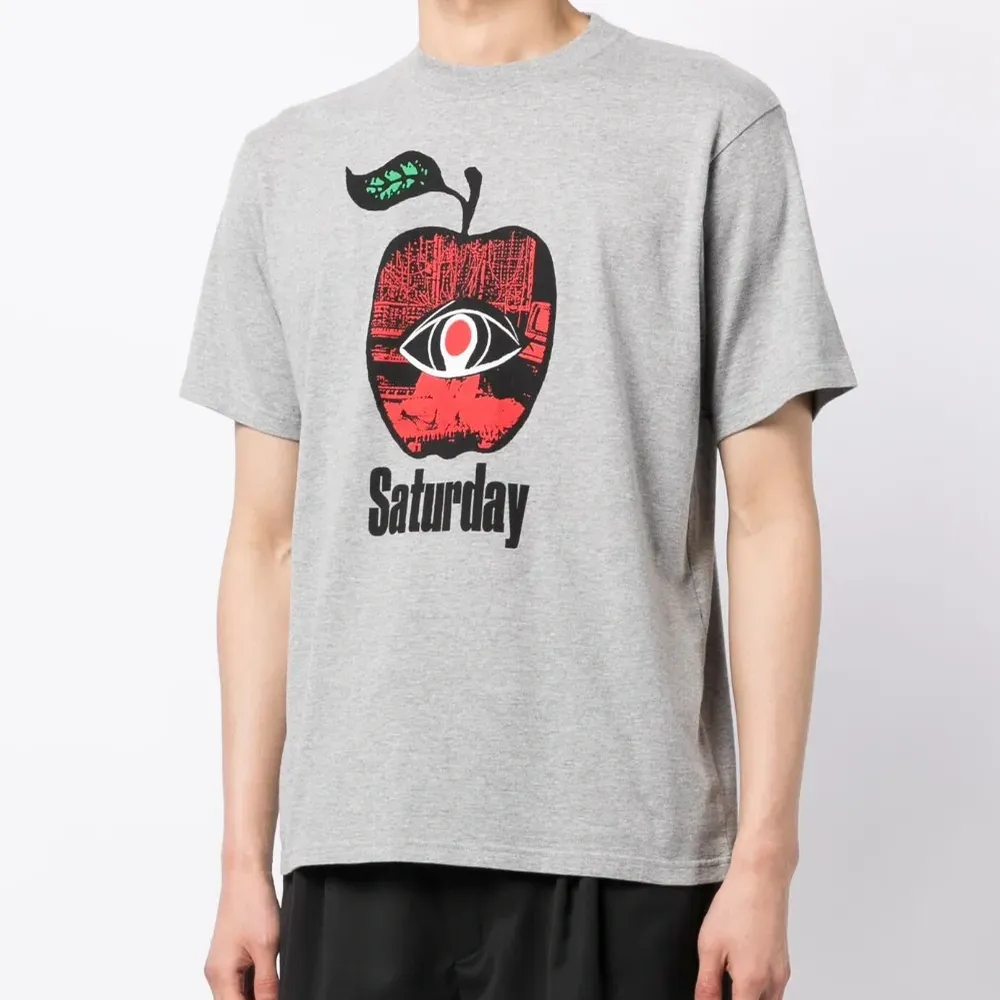 Футболка с графичным принтом