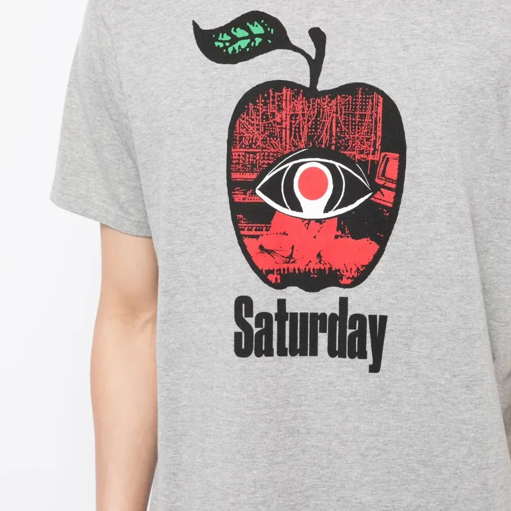 Футболка с графичным принтом