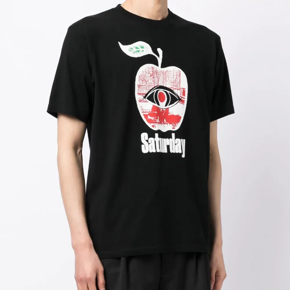 Футболка с графичным принтом