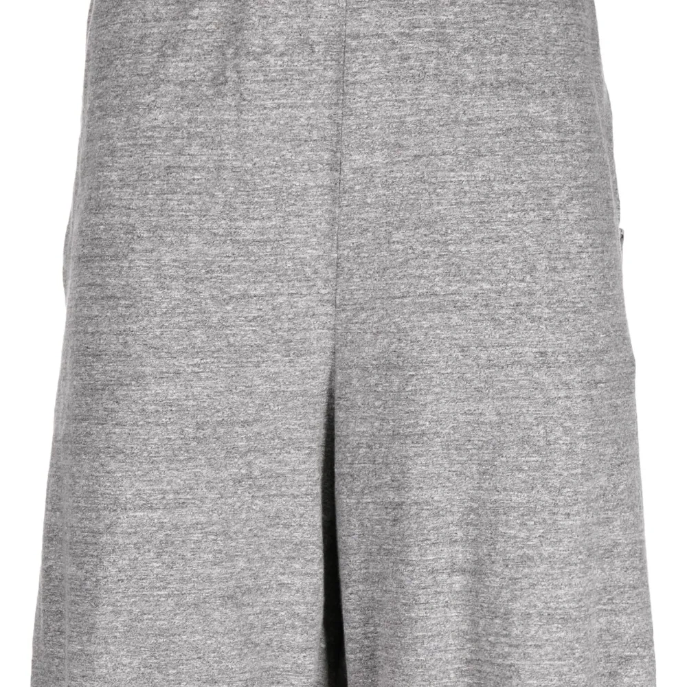 Спортивные шорты с эластичным поясом