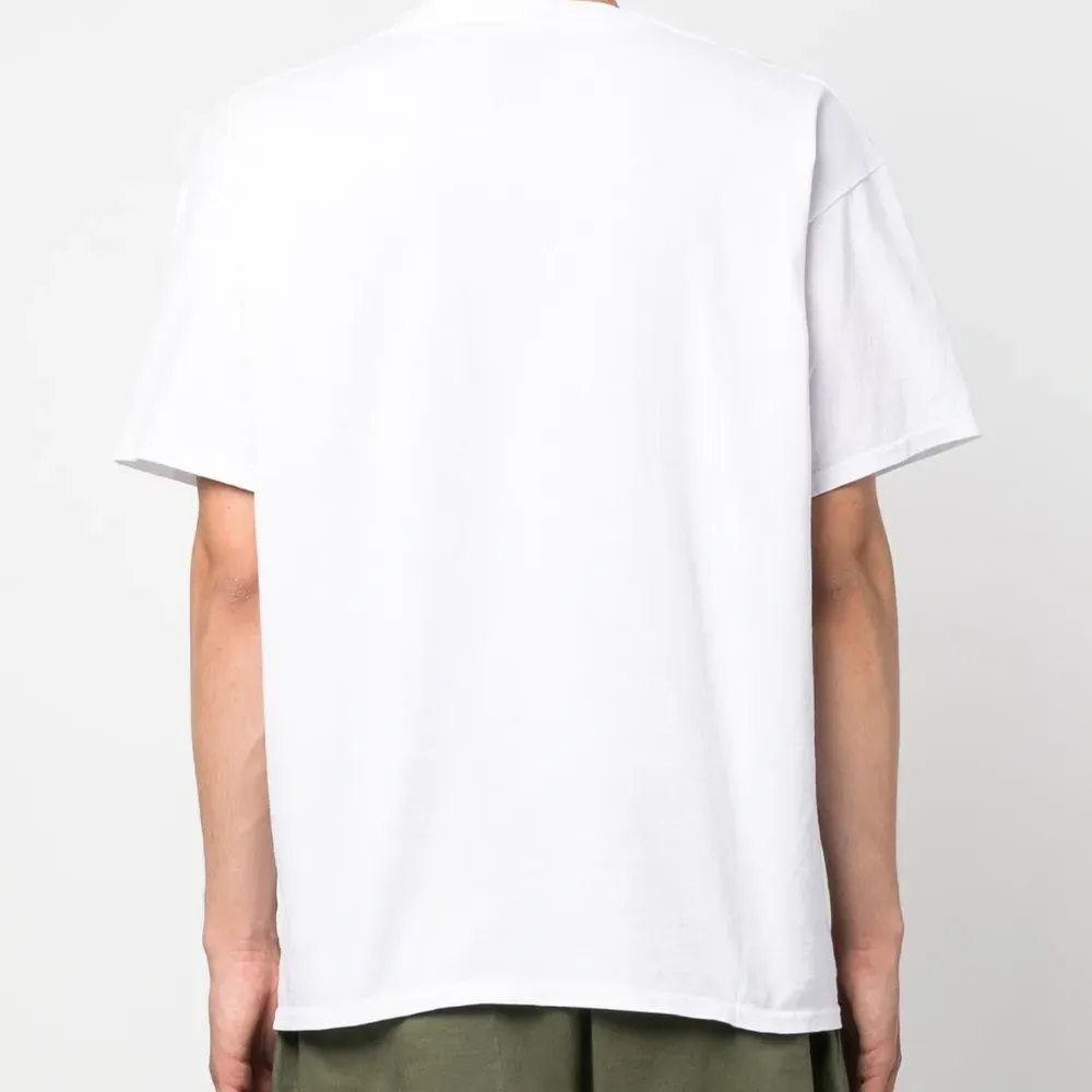 Футболка с графичным принтом