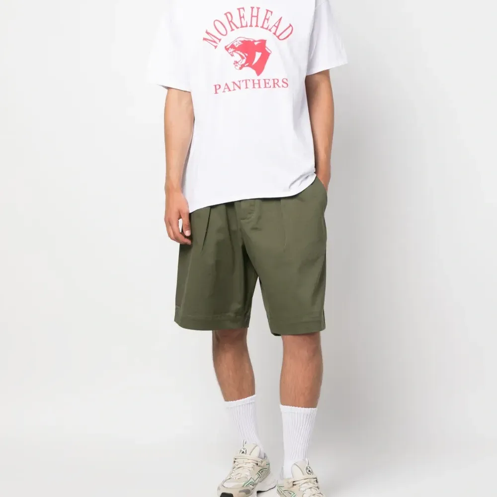 Футболка с графичным принтом