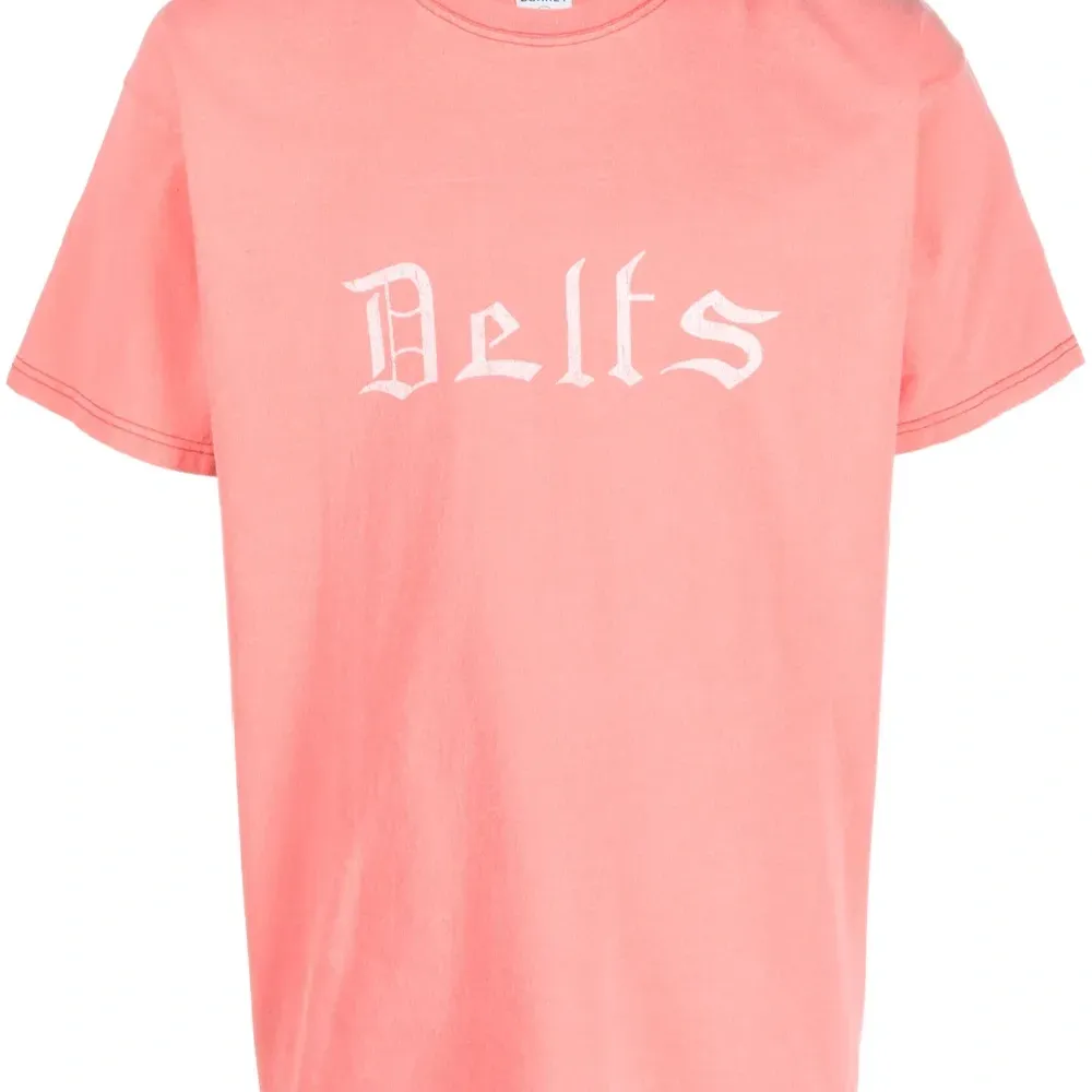 Футболка с графичным принтом