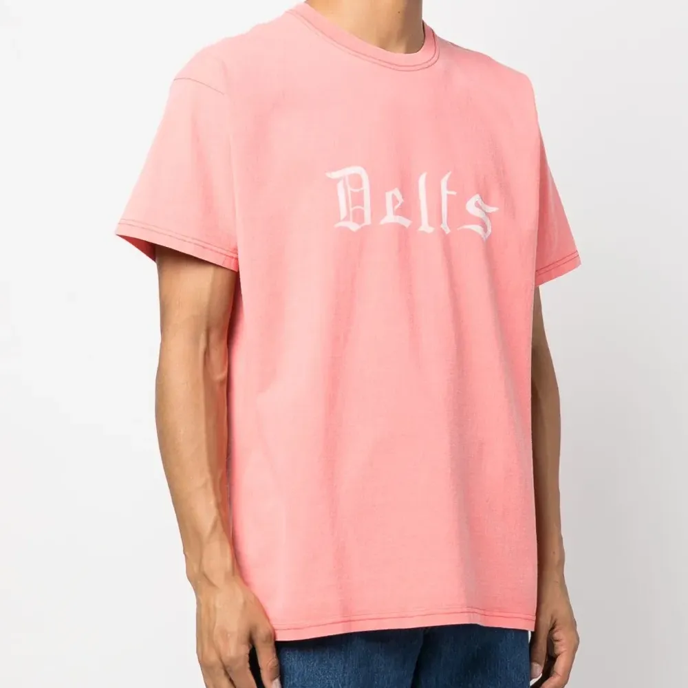 Футболка с графичным принтом